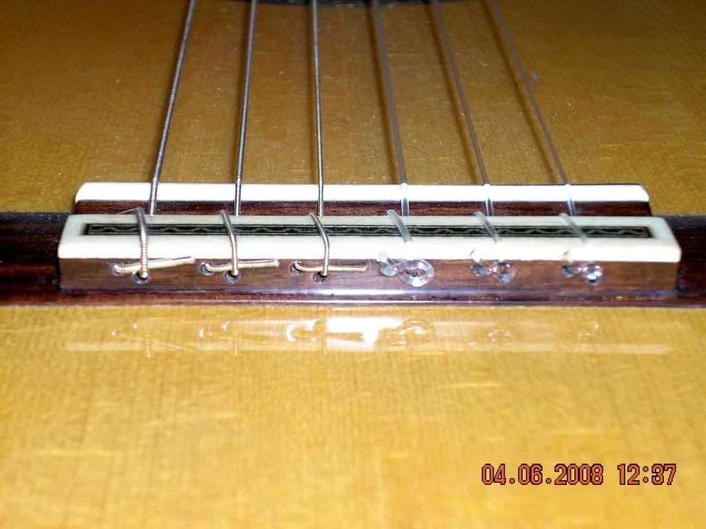 New way to tie strings??